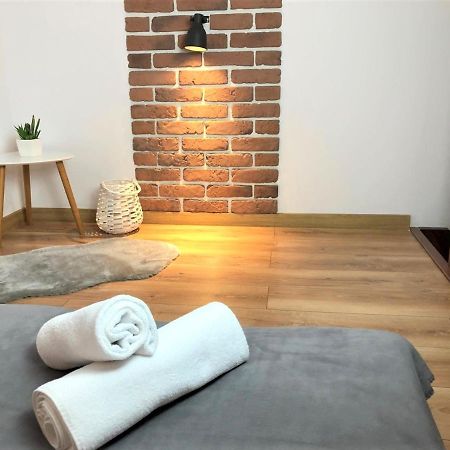 R&R Apart Cracow คราคูฟ ภายนอก รูปภาพ