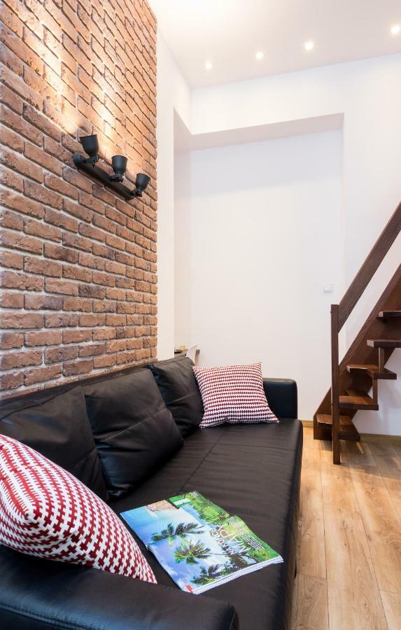 R&R Apart Cracow คราคูฟ ภายนอก รูปภาพ