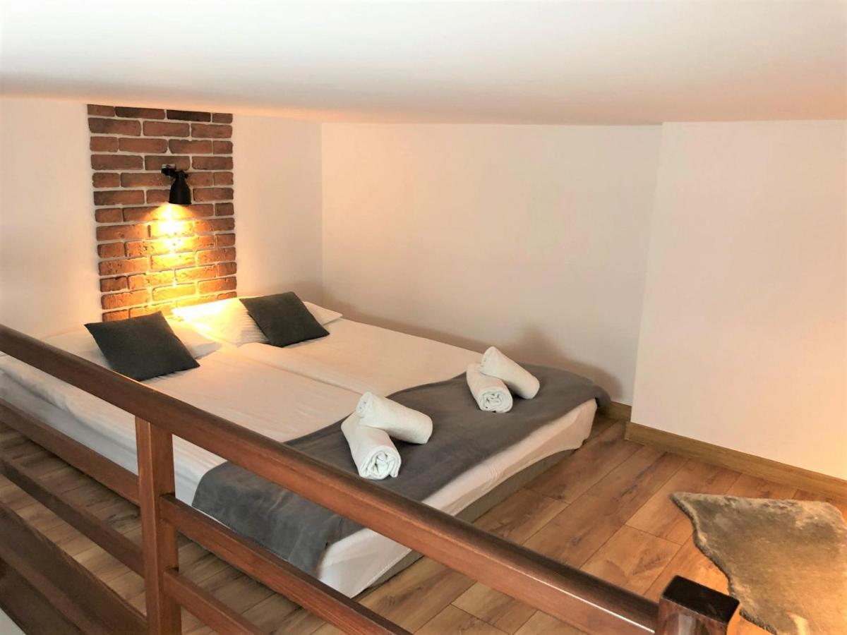 R&R Apart Cracow คราคูฟ ภายนอก รูปภาพ