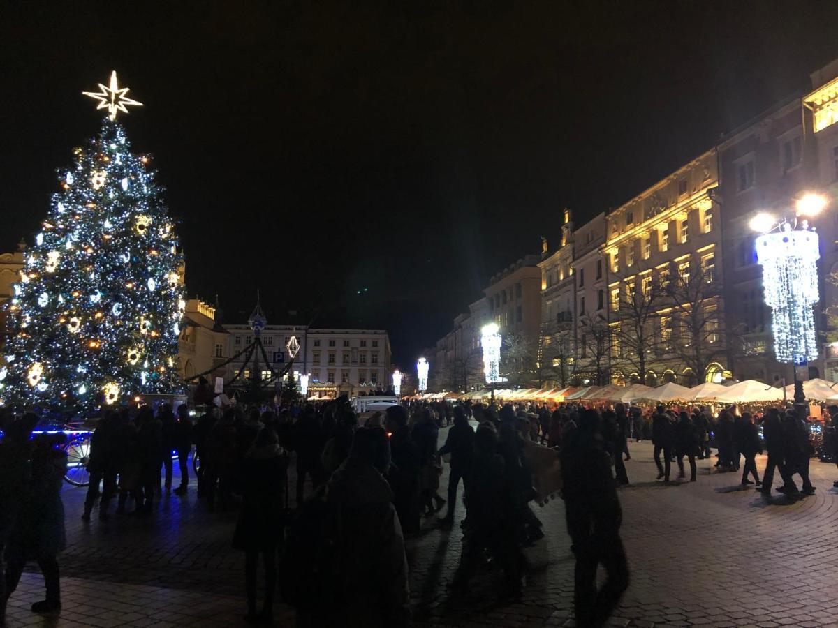 R&R Apart Cracow คราคูฟ ภายนอก รูปภาพ